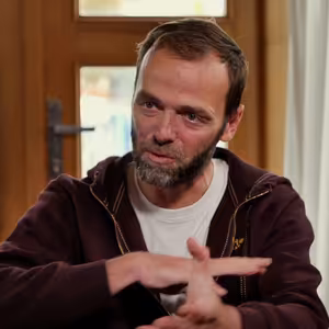 LUKÁŠ LANGMAJER: "Cítím se starý, takový foglarovský."