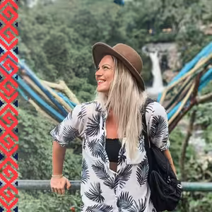 Slovenská trénerka crossfitu Gabriela Mackaničová trénuje na Bali aj profesionálnych surferov