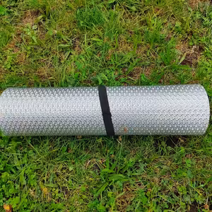 RECENZE: Pěnová karimatka na treking MT 100 má mnoho využití