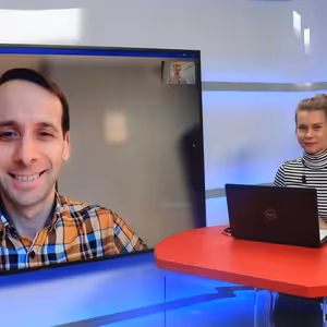 Novinář o mobilizaci, odjezdech z Krymu a zdražování. Jak Rusové snášejí válku?