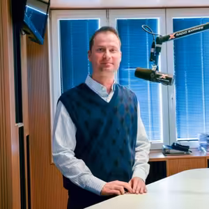 Gabriel Šípoš - Šéfom ÚVO by mal byť niekto, kto sa nebojí postaviť ministrovi