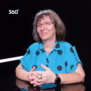 Vedkyňa Bieliková: “Situácia začína byť veľmi nebezpečná. Stále máme čas zatiahnuť brzdu, aby AI nevyhubila ľudstvo.”