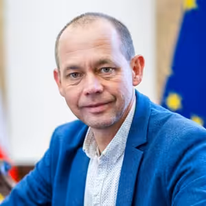 Jediná možnost je antimonopolní úřad reformovat, říká ministr Kulhánek