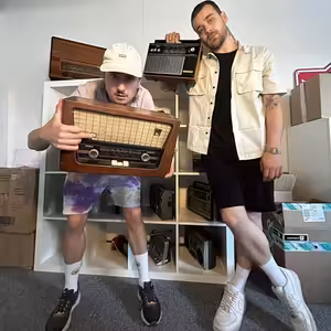 Reflektor #266: Sabotáž vysílání Radia 1 s emotionally spoonfed