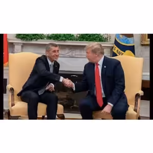 Jak blízko má česká vláda k fašismu?