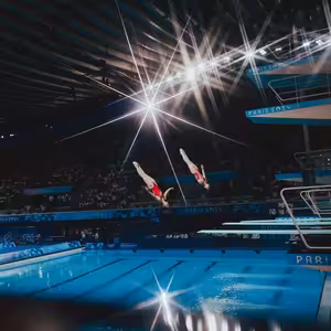 To máš Paříž (1): Tak jsme na olympiádě, sláva! Ale co teď, kamaráde? Jsou skoky do vody žen dobrý nápad?