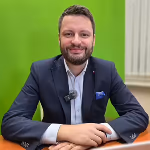 Prasklo na Piráty! Rekordní sumy za poradce a cesty. Hřiba prošetřují kvůli odměnám | Čau Praho #166