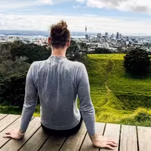 Letem světem NOVÝM ZÉLANDEM: 10 OTÁZEK PRO HONZU aneb Jak se žije na Zélandu na Working Holiday (Ep. #06)