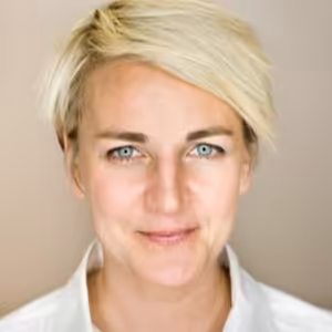 #18 Lucia Pašková, Strategy, Vision, Founding Partner at CURADEN Slovakia