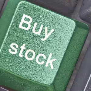 Novotný (WOOD & Company): Akcie Amazonu budou díky štěpení "dostupnější"