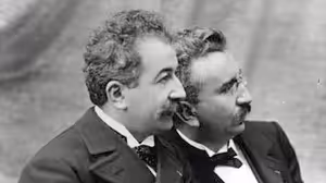 28. prosince: Den historicky prvního promítání filmu