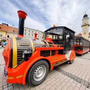 Koľko ľudí prilákal obnovený turistický vláčik?
