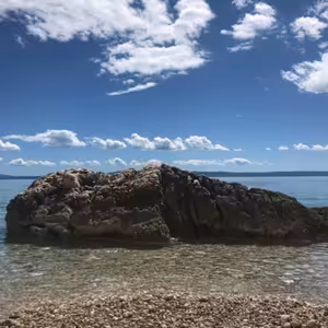 Meditace s šuměním moře