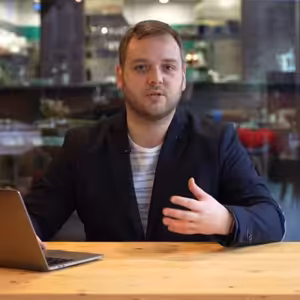 Jak si vybrat svého finančního poradce? Co by měl splňovat?