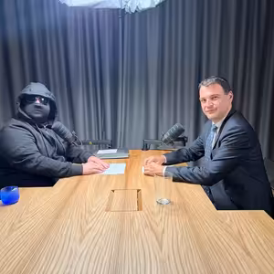 Těžký týden vicepremiéra Macinky: prohrál se Schillerovou a s youtubery