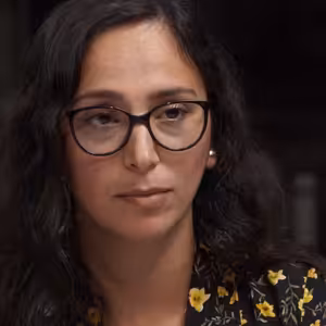 Když jsem byla malá, v ulicích byly mrtvoly, afghánské ženy mají strach, pamatují si krutosti, říká Rahimi