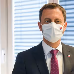 Eduard Heger - Schválený plán obnovy na viac ako 6,5 miliardy eur Slovensko výrazne posunie vpred