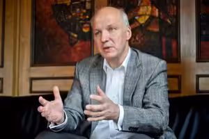 Pavel Fischer: Základní otázkou zůstává, kde je prezident a jak může vykonávat svou funkci