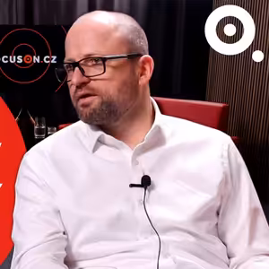 Elektřina znovu poroste, ale jde sdílet. V čem mají bytovky navrch oproti rodinným domům?