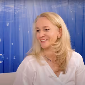 Pavla Fendrichová, Hlasem a zpěvem k sobě