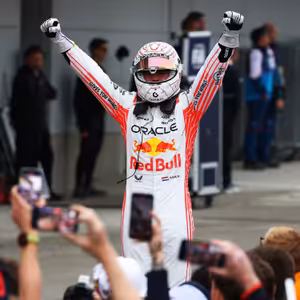 Virtuóz Verstappen, kosačka Norris a nečakaný frajer | EisKing DEBRIEFING 3/24