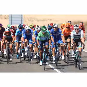 #195 VUELTA ŠPECIÁL: Quintanu odfúklo na pódium, ktoré ešte naháňa López