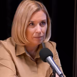 Ženy nemají možnost volby, být žena v politice není výhoda. Mladým se smějeme a Babiš už loví voliče na Tik Toku