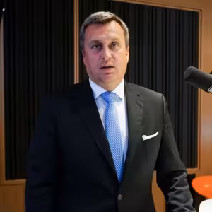 Andrej Danko - Zrušil by som ústavný zákon o dlhovej brzde a nabral miliardové pôžičky