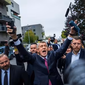 Jak jsme se ocitli v Babišově snu. Prožijte znovu volební týden s redakcí Respektu (2/3)