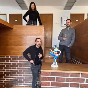 ZDENĚK TRS, VLADIMÍR VÉLA: ABSTRAKTNÍ OBRAZ SDĚLUJE NĚCO, CO NEJDE RACIONÁLNĚ POJMENOVAT