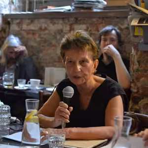 Hommage à Věra Linhartová