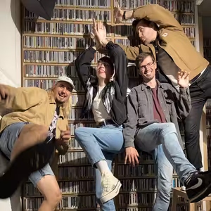 Reflektor #220: Blur baladí s Iggy Mayerov