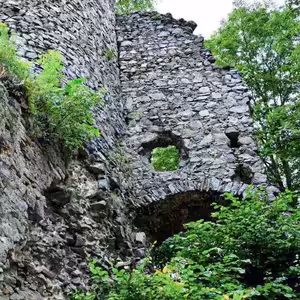 Čo spája Strečno a Starhrad a Margitu a Besnú? No predsa Váh! (Výlety po Slovensku s One2We)