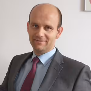 Kresťan a financie - Domov, auto, peňaženka - Ing. Blažej Majdiak