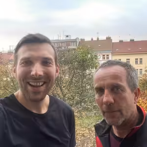 O práci záchranáře a výstupu na osmitisícovku s horským náčelníkem René Mašínem