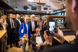 Hradní inventura, má panenko, další škrty v rozpočtu, jak vychovat rodiče