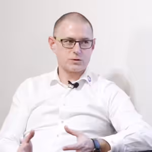 Metaverzum je užitečná, ale zatím nerealistická věc. Apple může zamíchat kartami