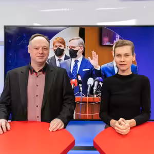 Pandemický zákon nepotřebujeme, míní politolog. Věří vládě, že nezvýší daně?