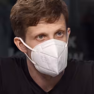 Porno mě příliš ovlivňovalo, ženy byly jen sexuální objekty, už to nezapnu, říká Hollan