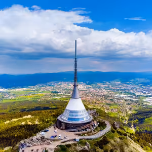 #nebududoma: Do Libereckého kraje na Ještěd, cyklotrasu kolem Jizery nebo do Nového Boru