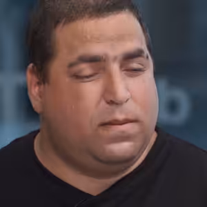 Slepý bandita: Jet 190 km/h je adrenalin, na strach není čas, říká řidič, který od narození nevidí