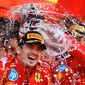 Kráľ Leclerc prelomil kliatbu v najpomalších pretekoch histórie | EisKing DEBRIEFING 8/24