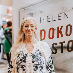 Zápisník_49: O dokonalej krimi serií s Helen Fields