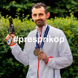 „Zbraň u sebe nenosím. Vrcholový sport a medicína jdou skloubit“ – Martin Podhráský