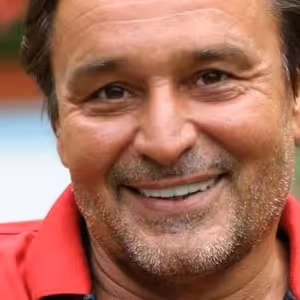 Kariéru Jozefa Vajdu sleduje Novak Djokovič aj manželka Federera