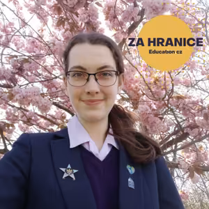 #21 - S Eliškou Gärtnerovou o studiu na dívčí škole v UK i o tom, jak jí zahraniční zkušenost změnila plány