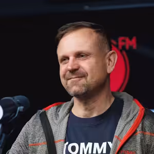 Petr Svěcený: Není možné, aby ruští a běloruští sportovci startovali na olympiádě, předseda MOV se zbláznil