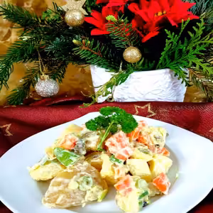 Za bramborový salát můžeme vděčit Sovětské okupaci. Víme, který recept je nejlepší