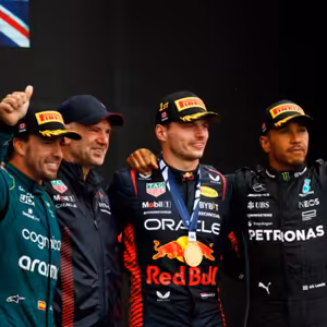 Albon namiesto Péreza? Ferrari na správnej ceste? | EisKing DEBRIEFING 9/23