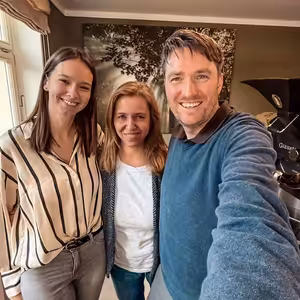 #22 Bilanční epizoda s marketérkou Šárkou Kurákovou: první rok podcastu